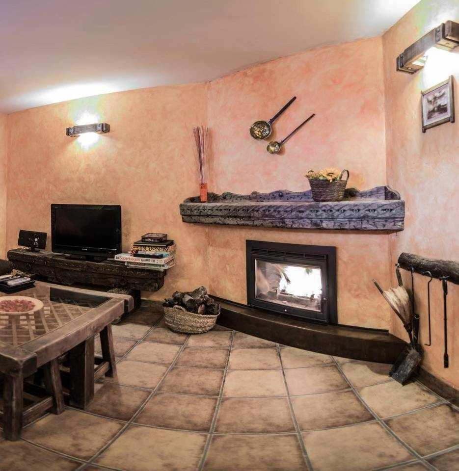 Callejon Del Pozo Cerca Puy Du Fou Gálvez