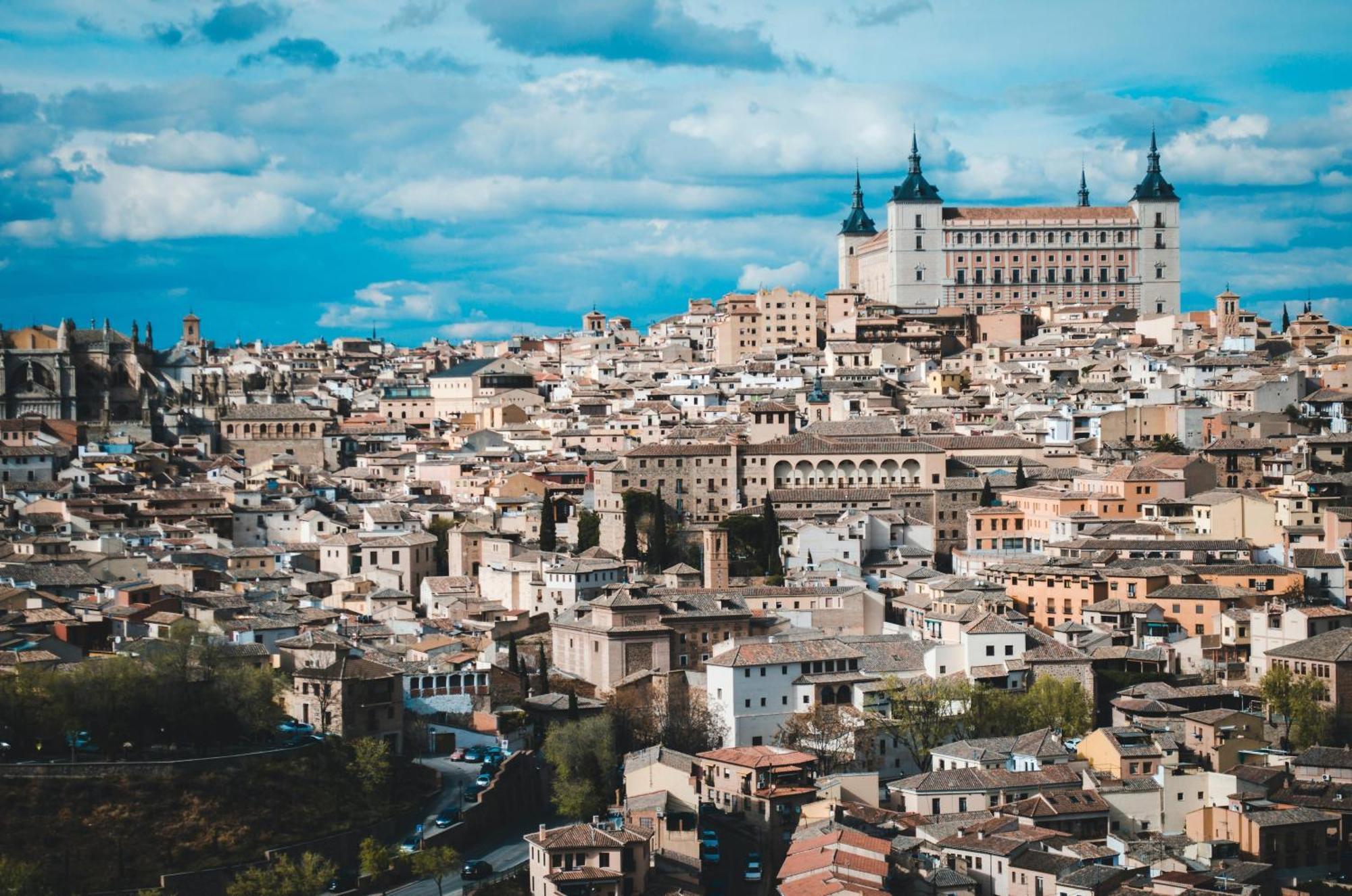 Callejon Del Pozo Cerca Puy Du Fou * Gálvez